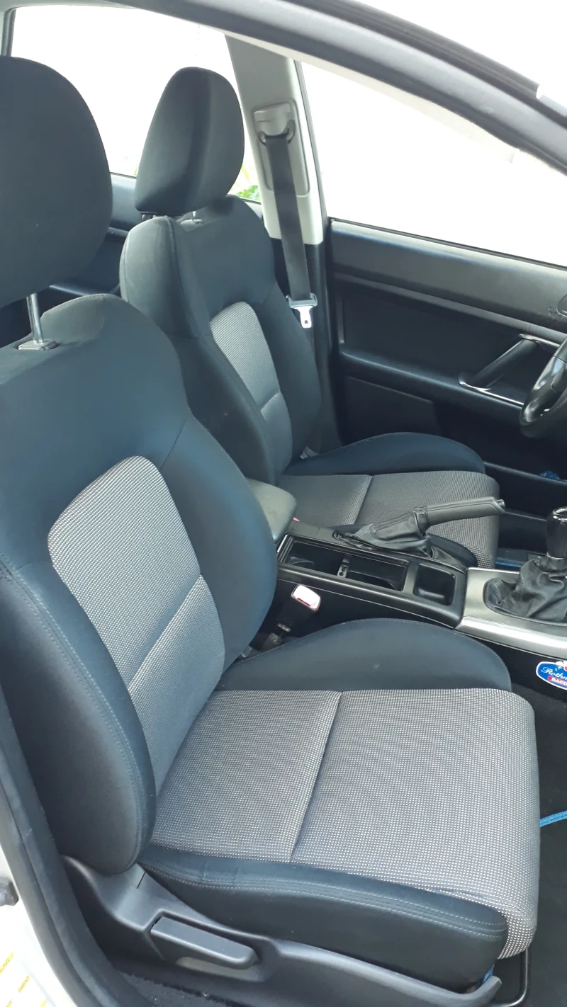 Subaru Legacy 2.0, снимка 4 - Автомобили и джипове - 53050468