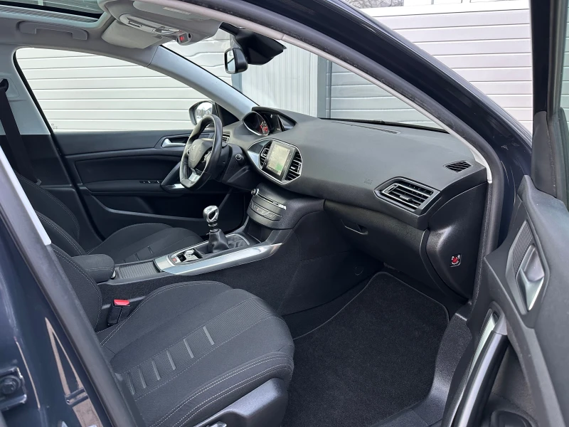 Peugeot 308 2.0HDI 150кс FULL LED KEY LESS GO ПАНОРАМА НАВИ, снимка 10 - Автомобили и джипове - 53563802