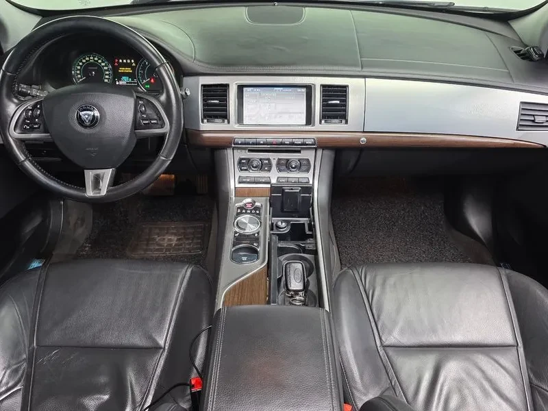 Jaguar Xf 2.2D | Mobile.bg � ����������� 7