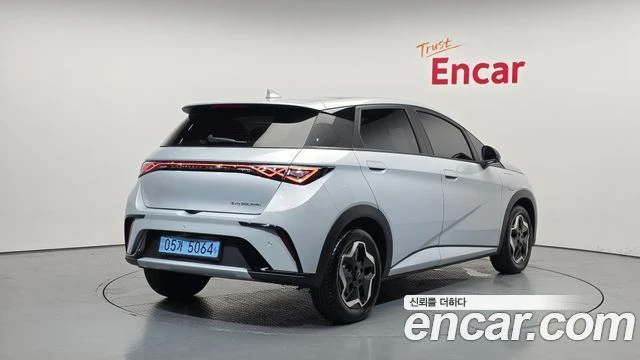 BYD Dolphin, снимка 2 - Автомобили и джипове - 56282200