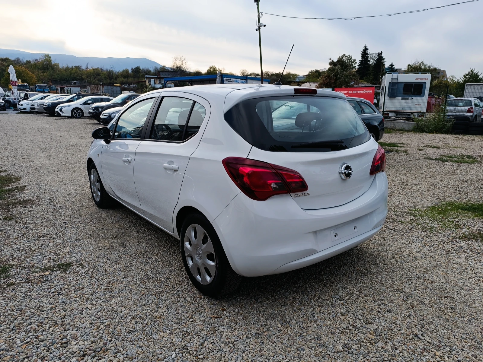 Opel Corsa 1.2i 16v * 4 цилиндъра * !!! 86 000км !!! EURO 6 - изображение 5