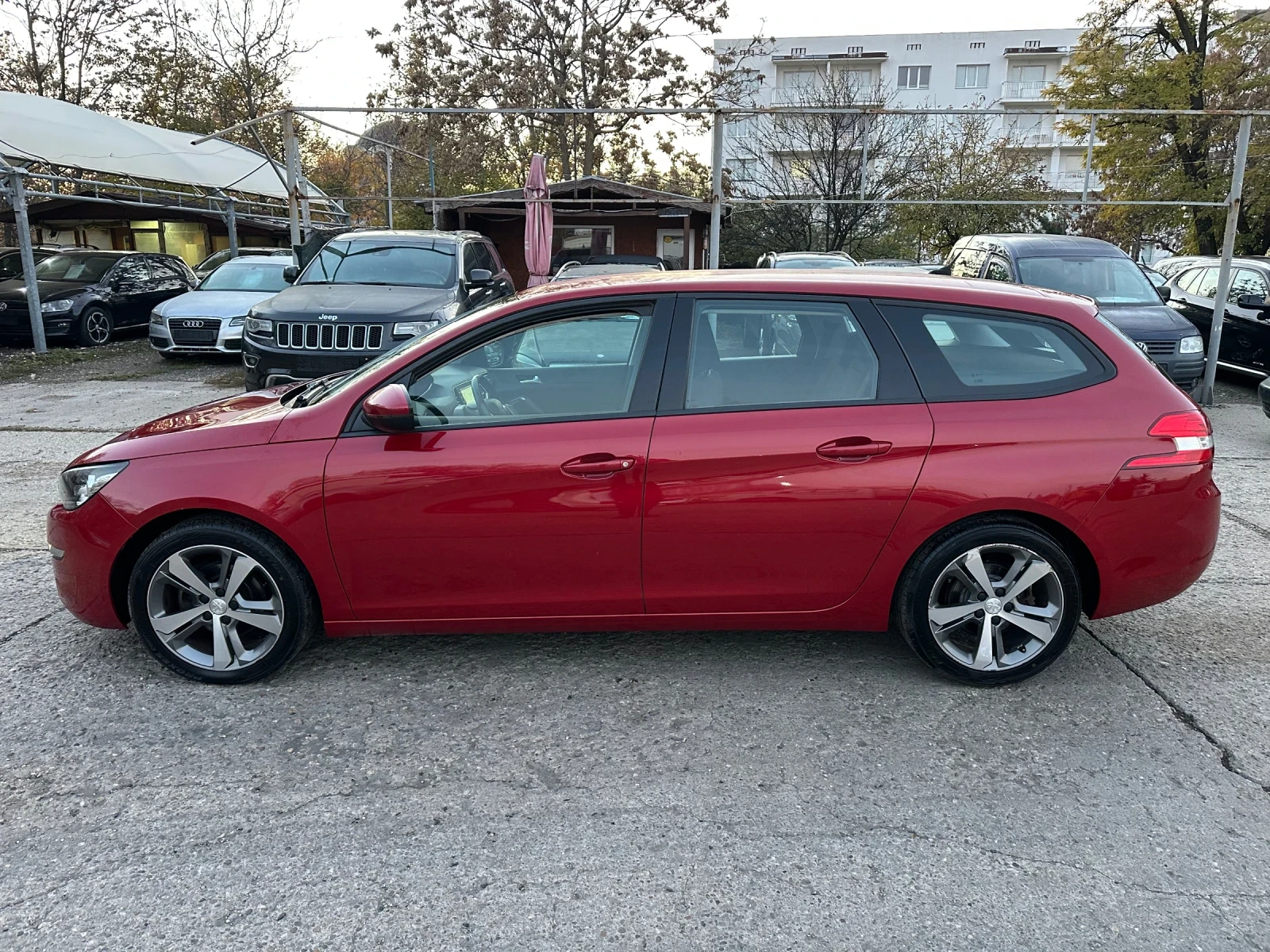 Peugeot 308 1.6 HDI/116 кс - изображение 8