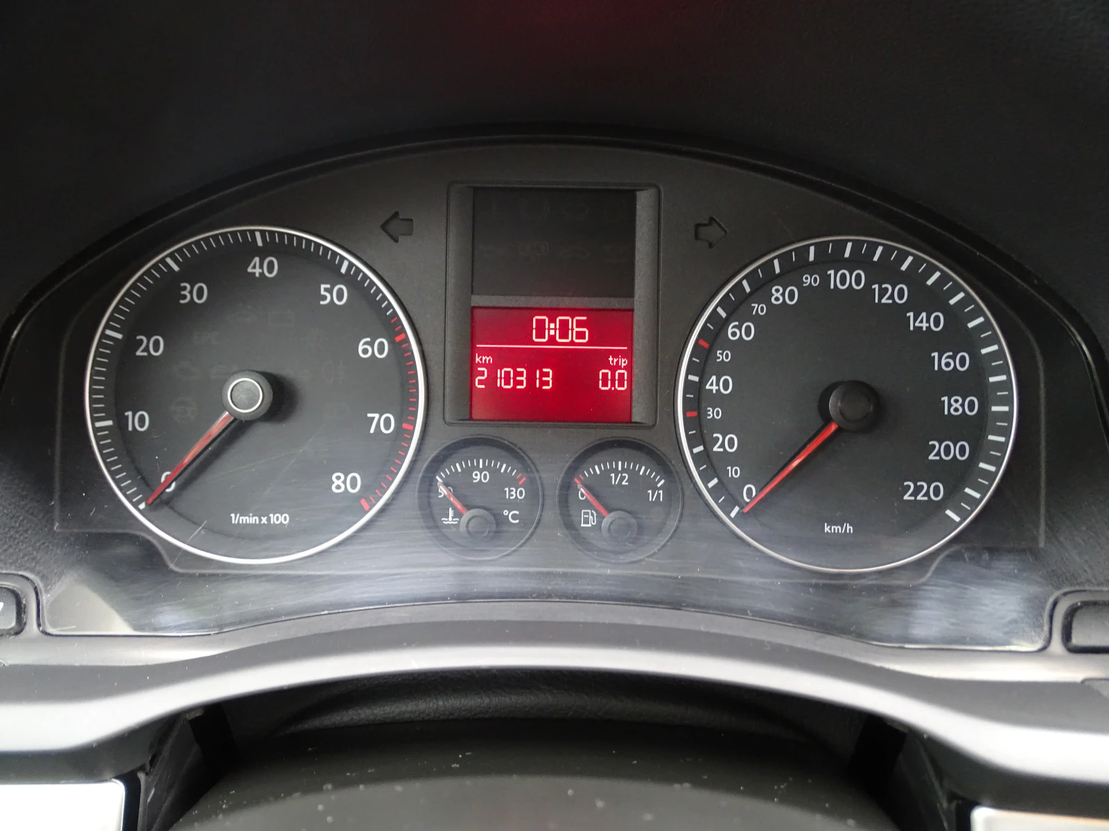 VW Golf 1.4 КЛИМАТИК - изображение 7