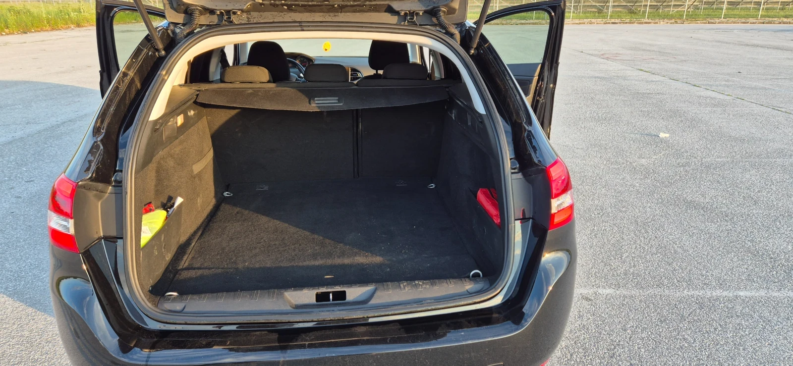 Peugeot 308 1, 6 HDI  | Mobile.bg   13