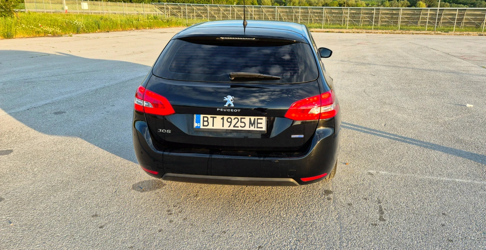 Peugeot 308 1, 6 HDI  - изображение 6