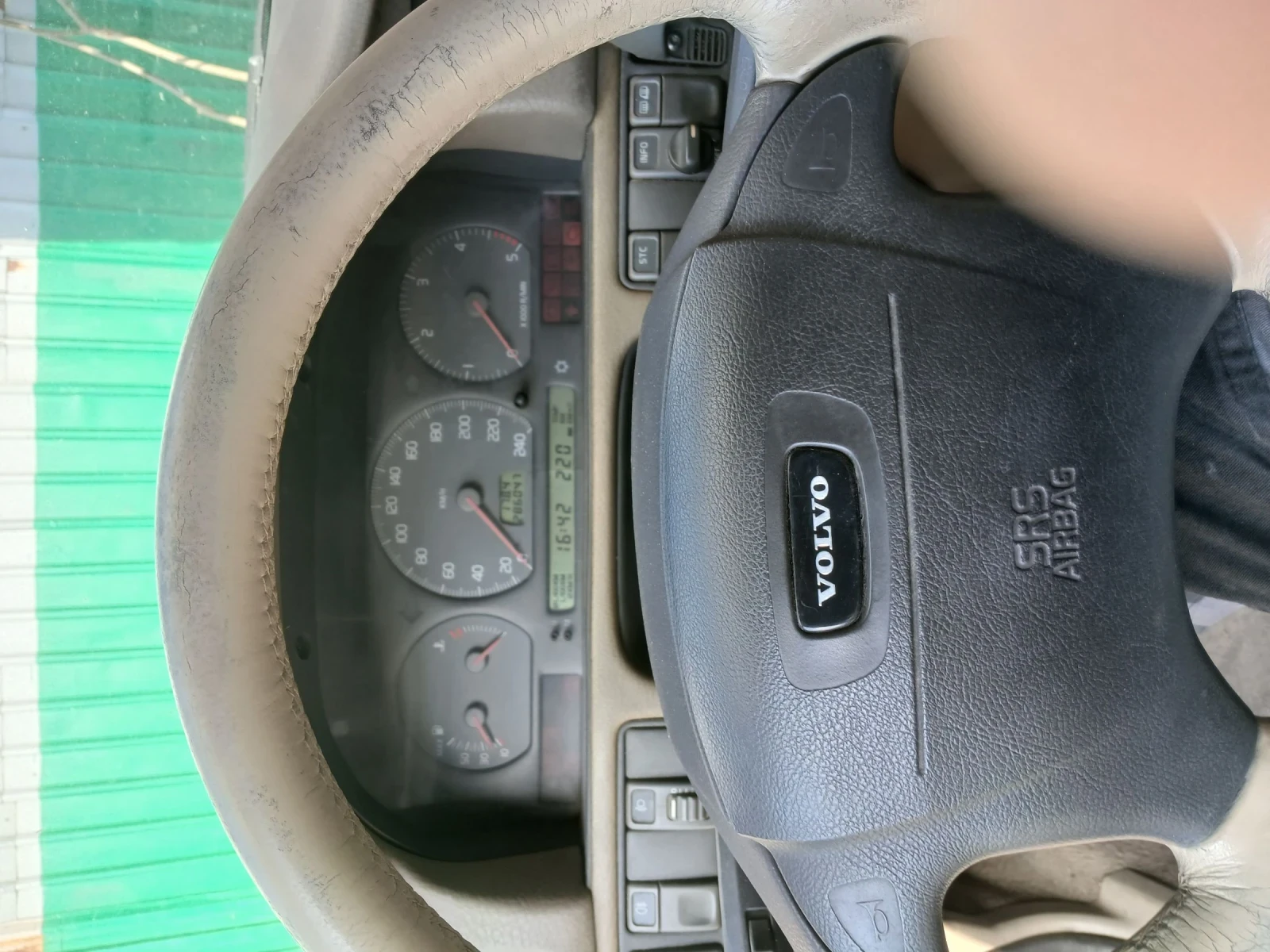 Volvo V70  - изображение 3