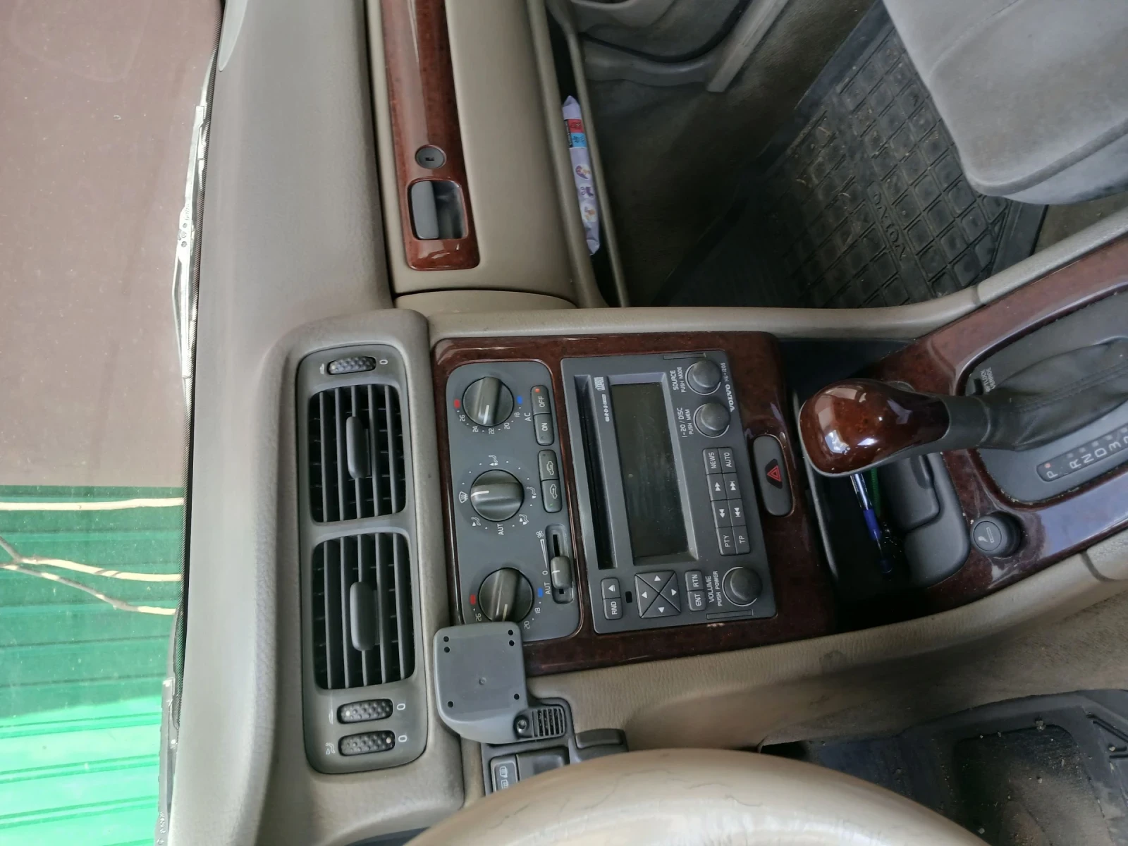 Volvo V70  - изображение 4