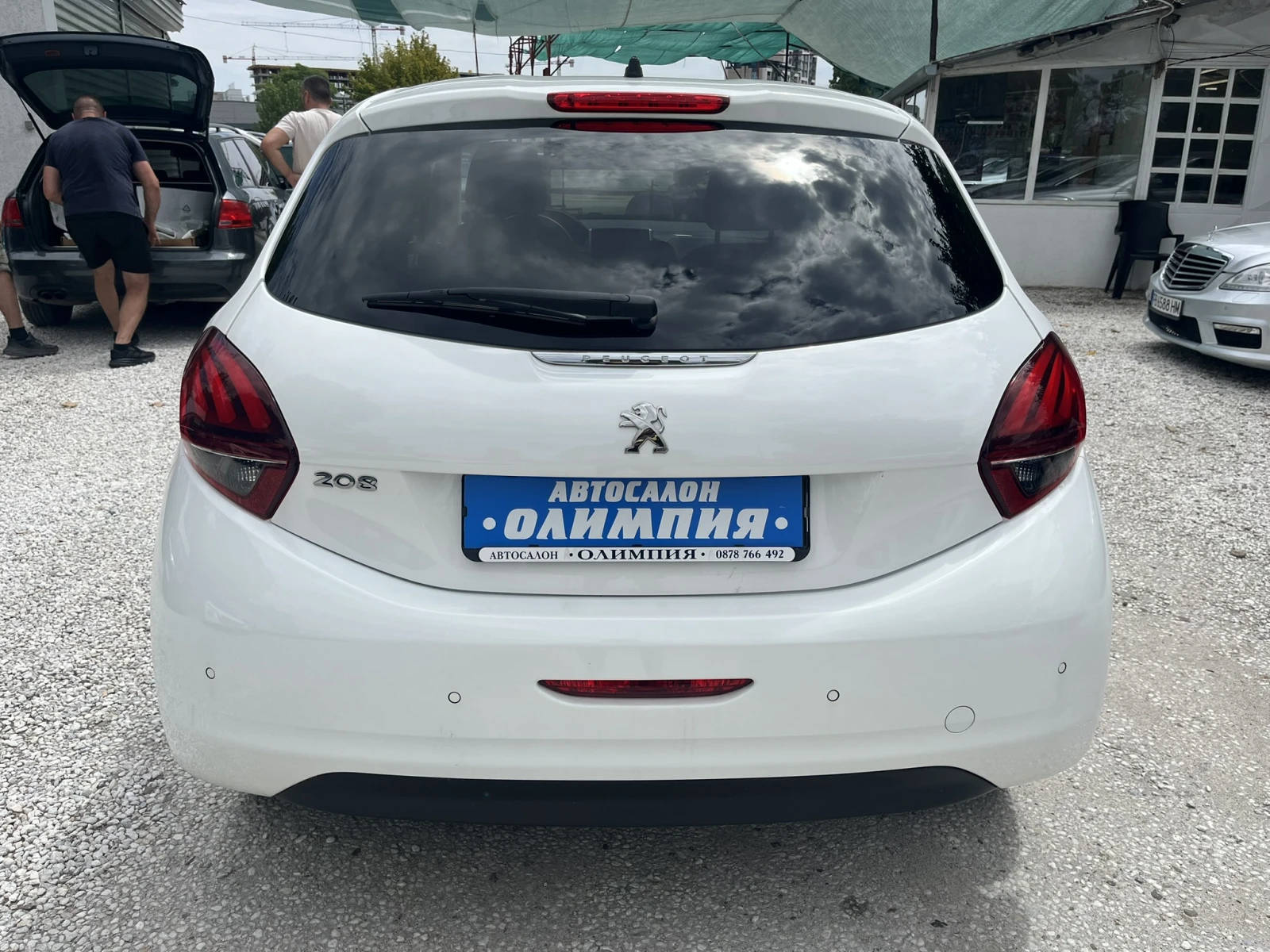 Peugeot 208 1.2 - Бензин - изображение 5