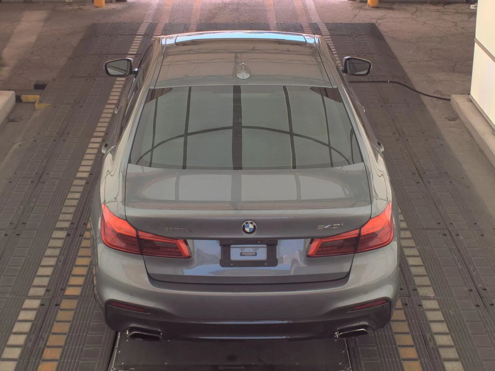 BMW 540 I (M-Pack) Обдух* Harman/Kardon* Хедъп* 360* Масаж - изображение 5