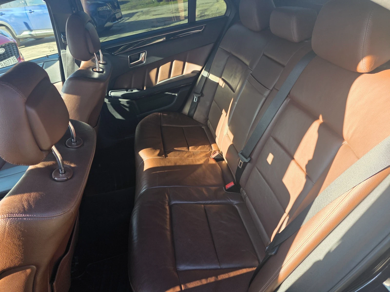 Mercedes-Benz E 250 Avantgarde 4-matic - изображение 10