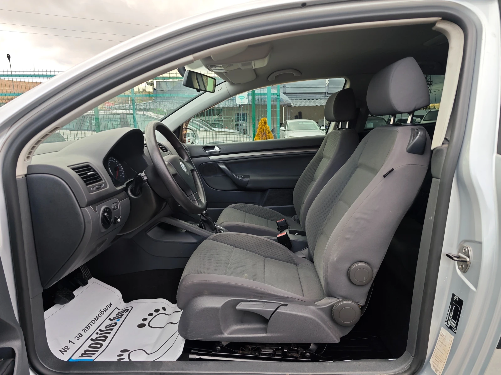 VW Golf 1.6i Gaz 102ks - изображение 10