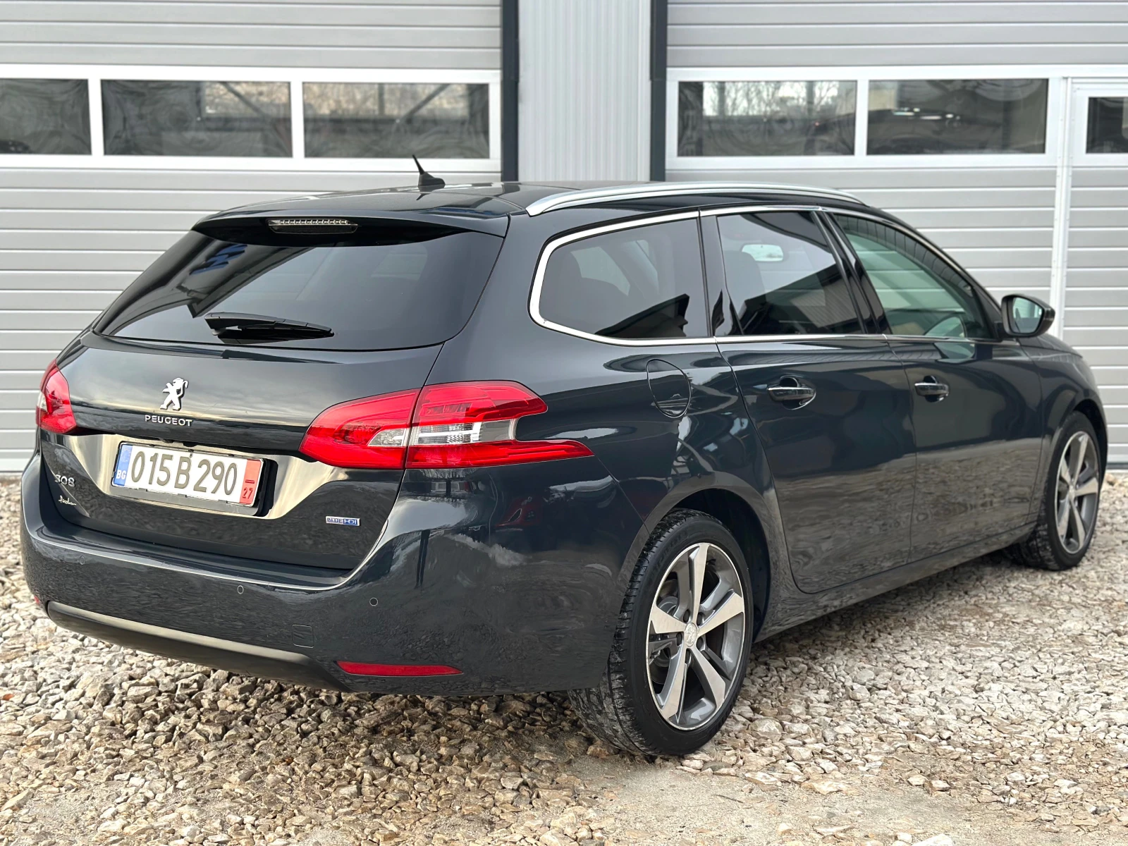 Peugeot 308 2.0HDI 150кс FULL LED KEY LESS GO ПАНОРАМА НАВИ - изображение 5