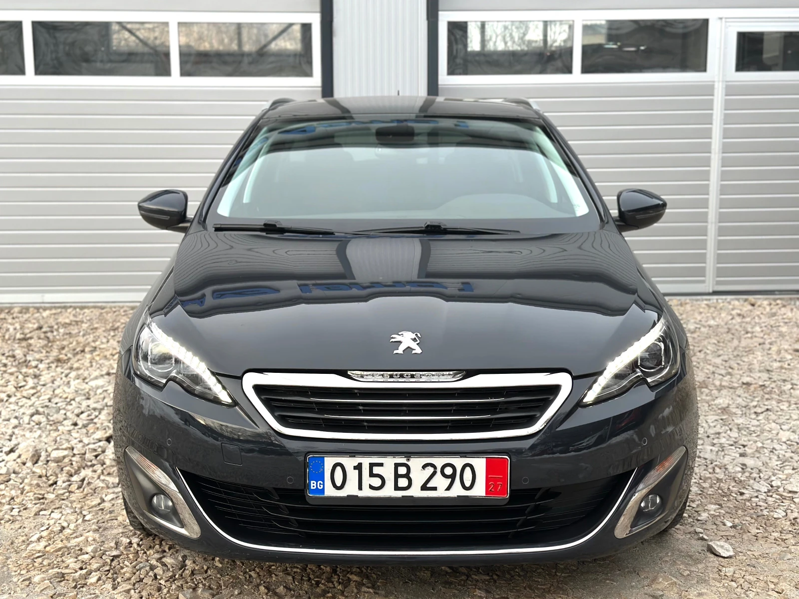 Peugeot 308 2.0HDI 150кс FULL LED KEY LESS GO ПАНОРАМА НАВИ - изображение 3