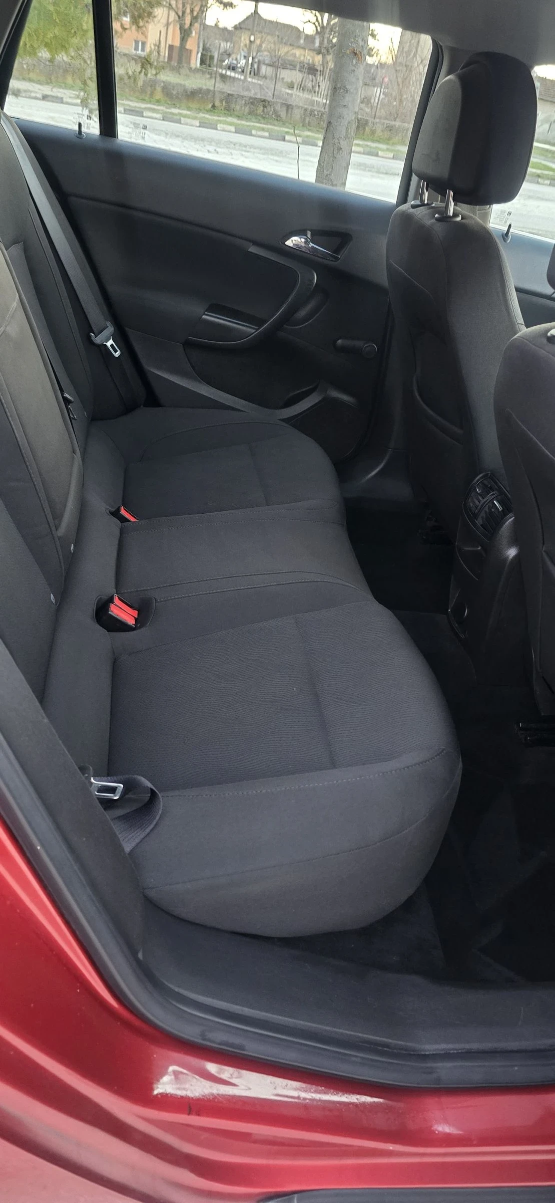 Opel Insignia 2.0d, Sports Tourer | Mobile.bg � ����������� 13