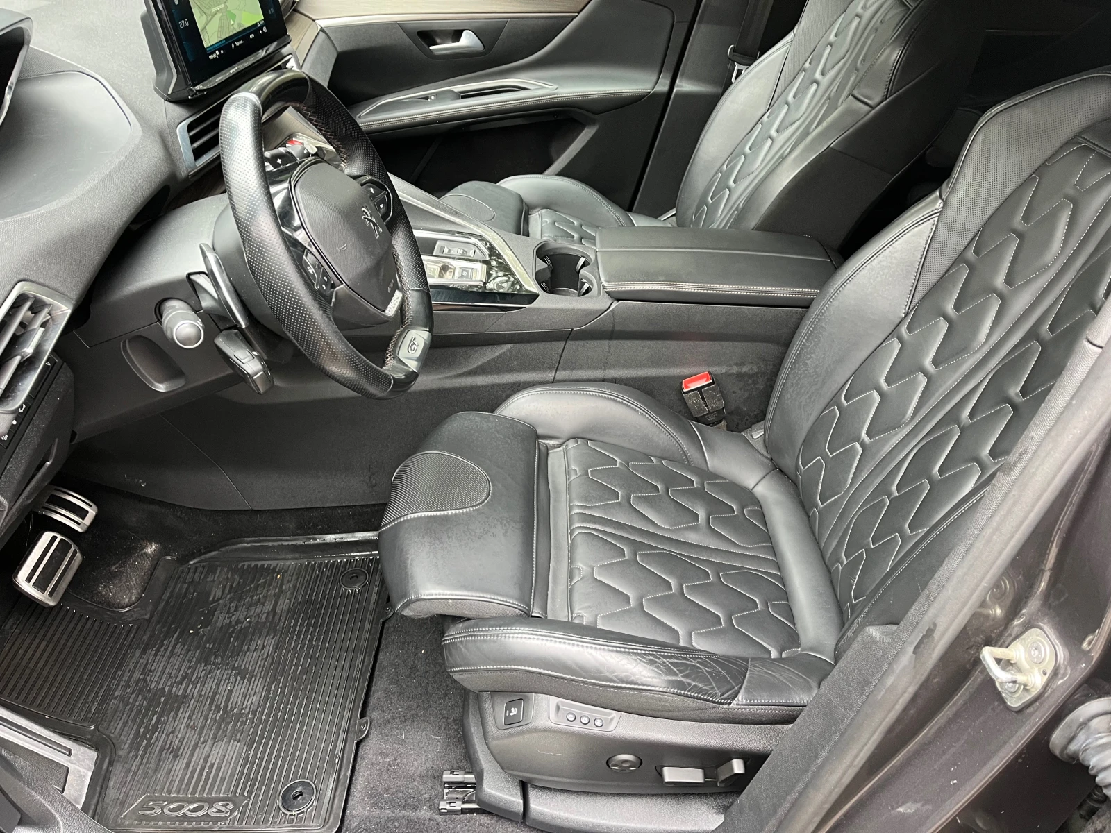 Peugeot 5008 GT 2.0 180 FULL  FACE LIFT , снимка 11 - Автомобили и джипове - 54043443