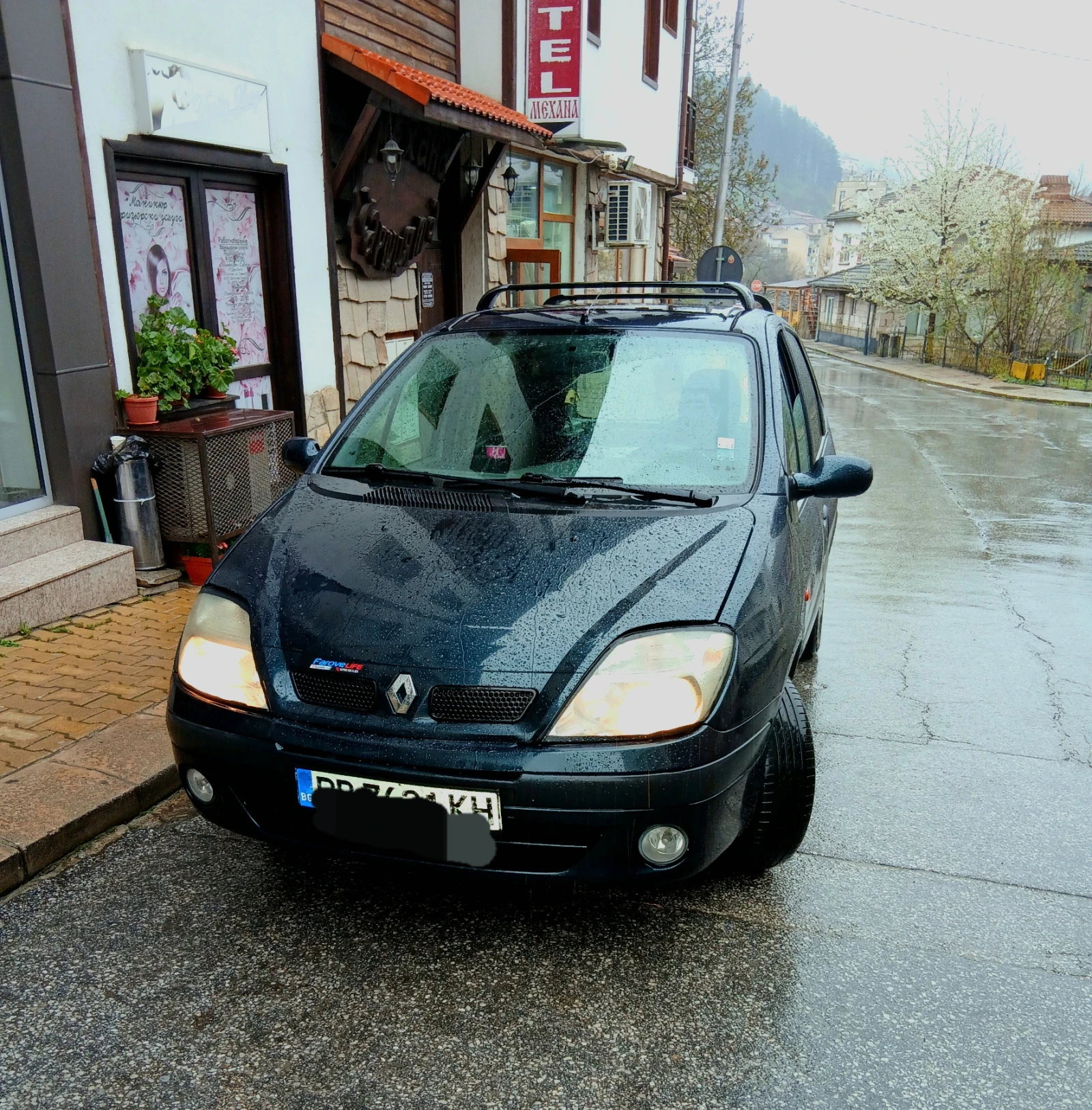 Renault Scenic + , снимка 2 - Автомобили и джипове - 54358530