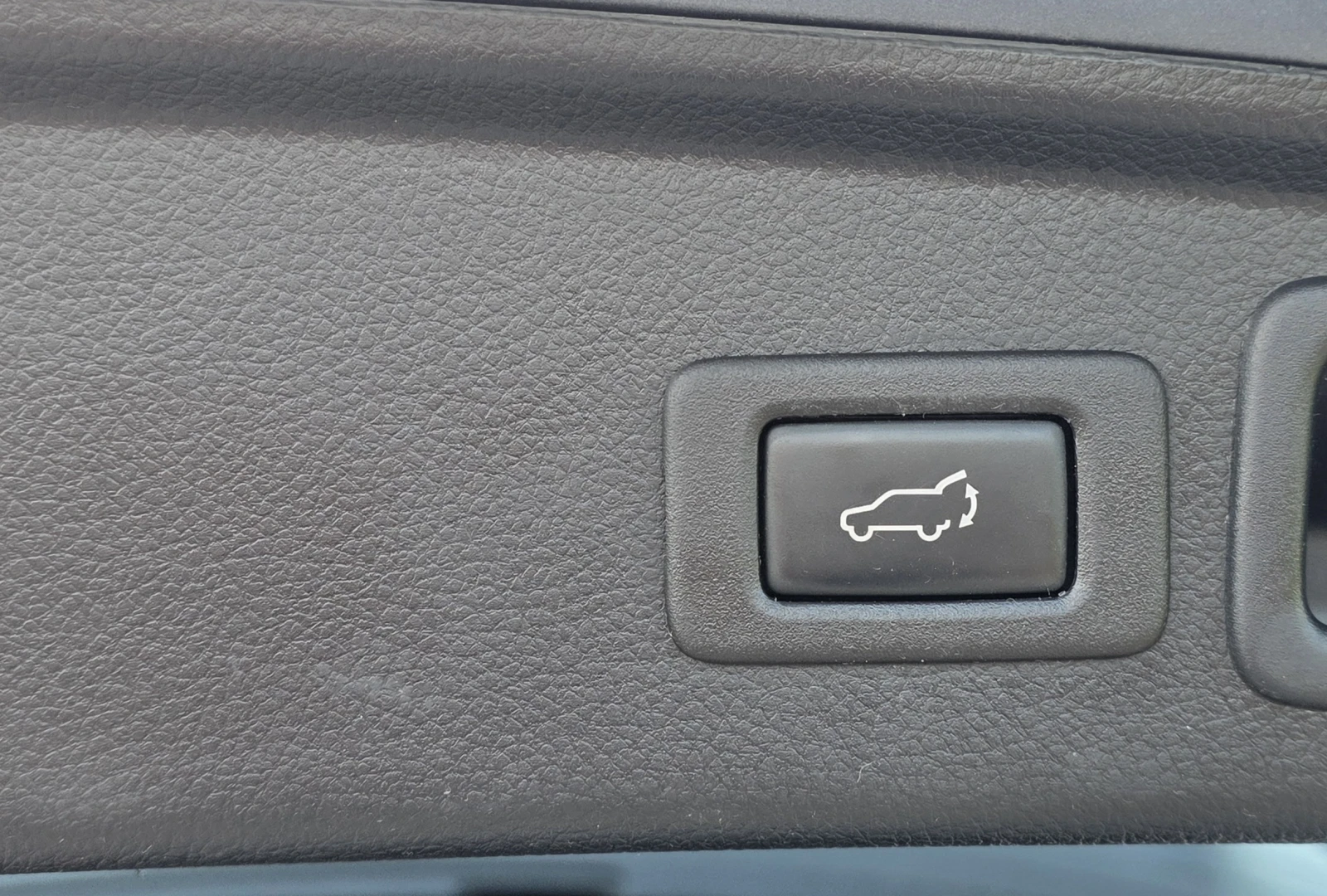Subaru Forester 2.0d 147ks EURO6, снимка 11 - Автомобили и джипове - 54431276