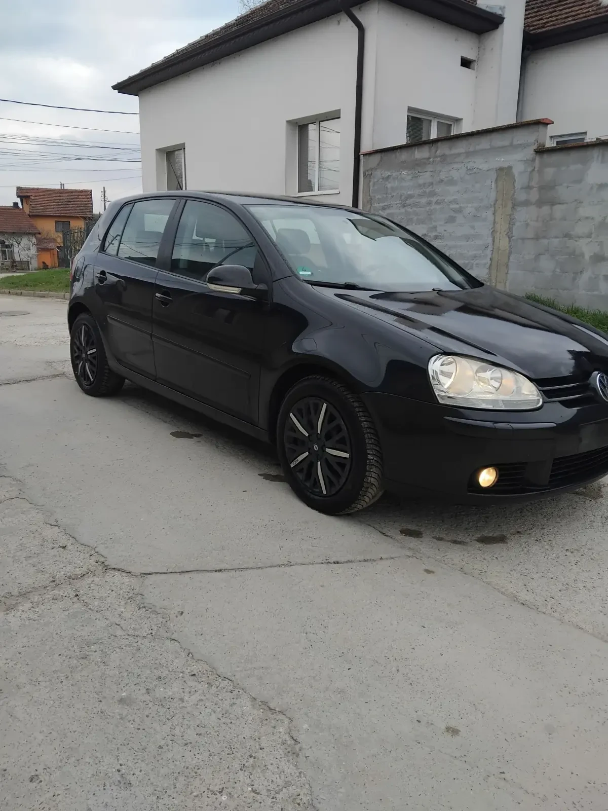 VW Golf, снимка 2 - Автомобили и джипове - 54623126
