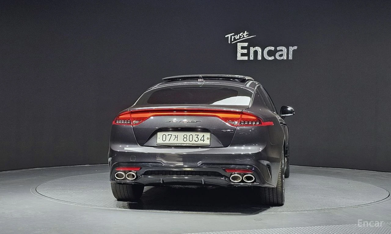 Kia Stinger 3.3 GT TURBO* КОЖА* ПОДГРЕВ* ОБДУХВАНЕ* HUD, снимка 4 - Автомобили и джипове - 54635464