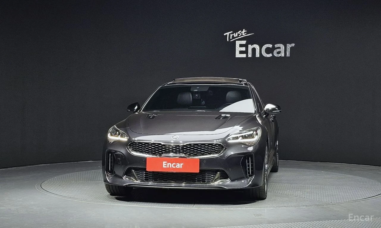 Kia Stinger 3.3 GT TURBO* КОЖА* ПОДГРЕВ* ОБДУХВАНЕ* HUD, снимка 3 - Автомобили и джипове - 54635464