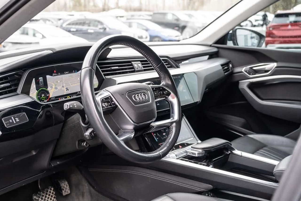 Audi E-Tron /360/DIS/B&O/ОБДУХВАНЕ, снимка 7 - Автомобили и джипове - 54761760