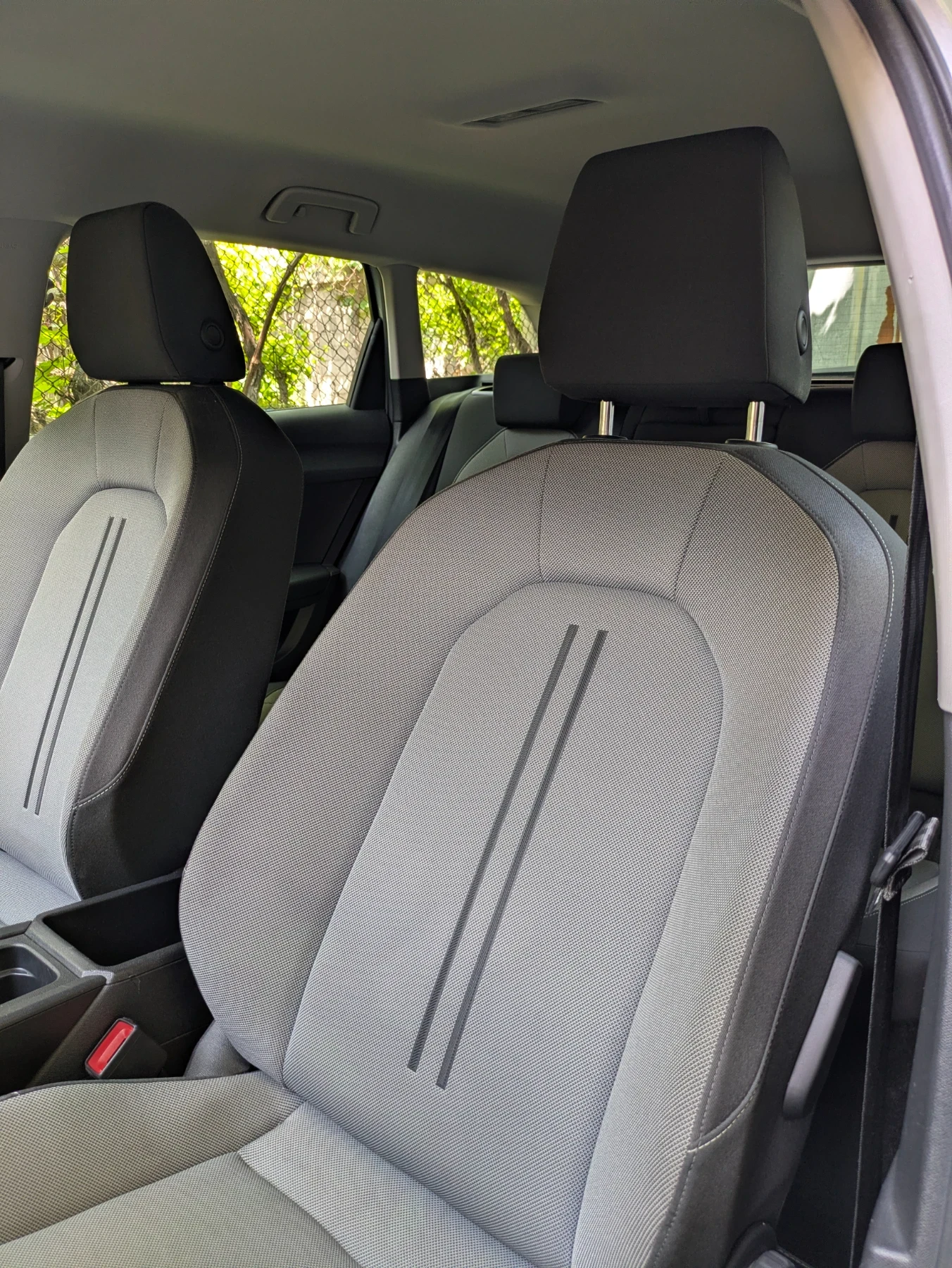 Seat Leon 2.0 TDI Sportstourer, снимка 9 - Автомобили и джипове - 54828290