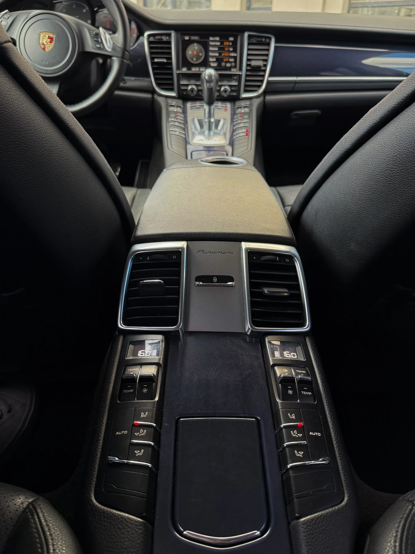 Porsche Panamera Diesel PLATINUM EDITION, снимка 9 - Автомобили и джипове - 54976160