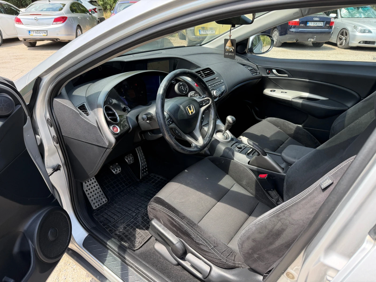 Honda Civic 2, 2 I-CTDI Executive, снимка 7 - Автомобили и джипове - 55148813