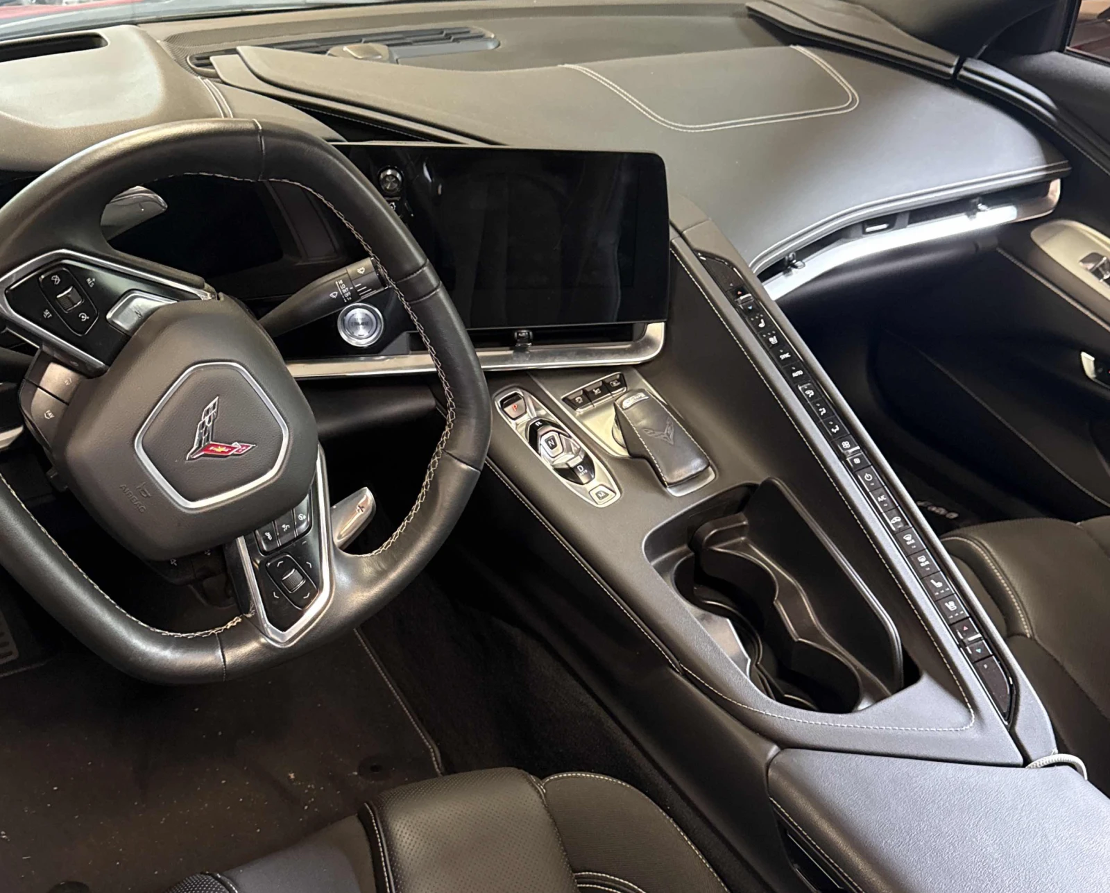 Chevrolet Corvette 2LT, снимка 9 - Автомобили и джипове - 55189910