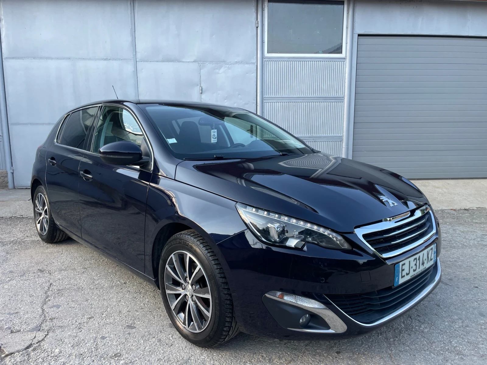 Peugeot 308 1.6 e-HDi 100к.с.* FullLed* Top