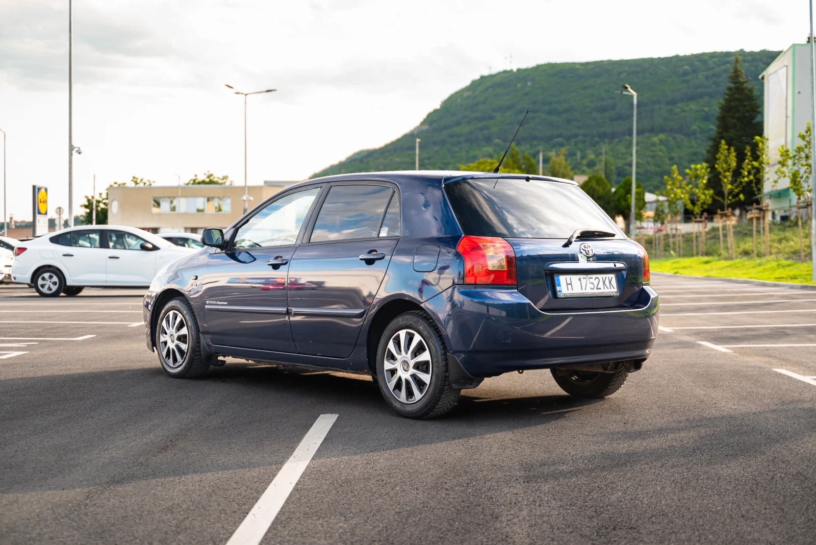 Toyota Corolla, снимка 2 - Автомобили и джипове - 55464519