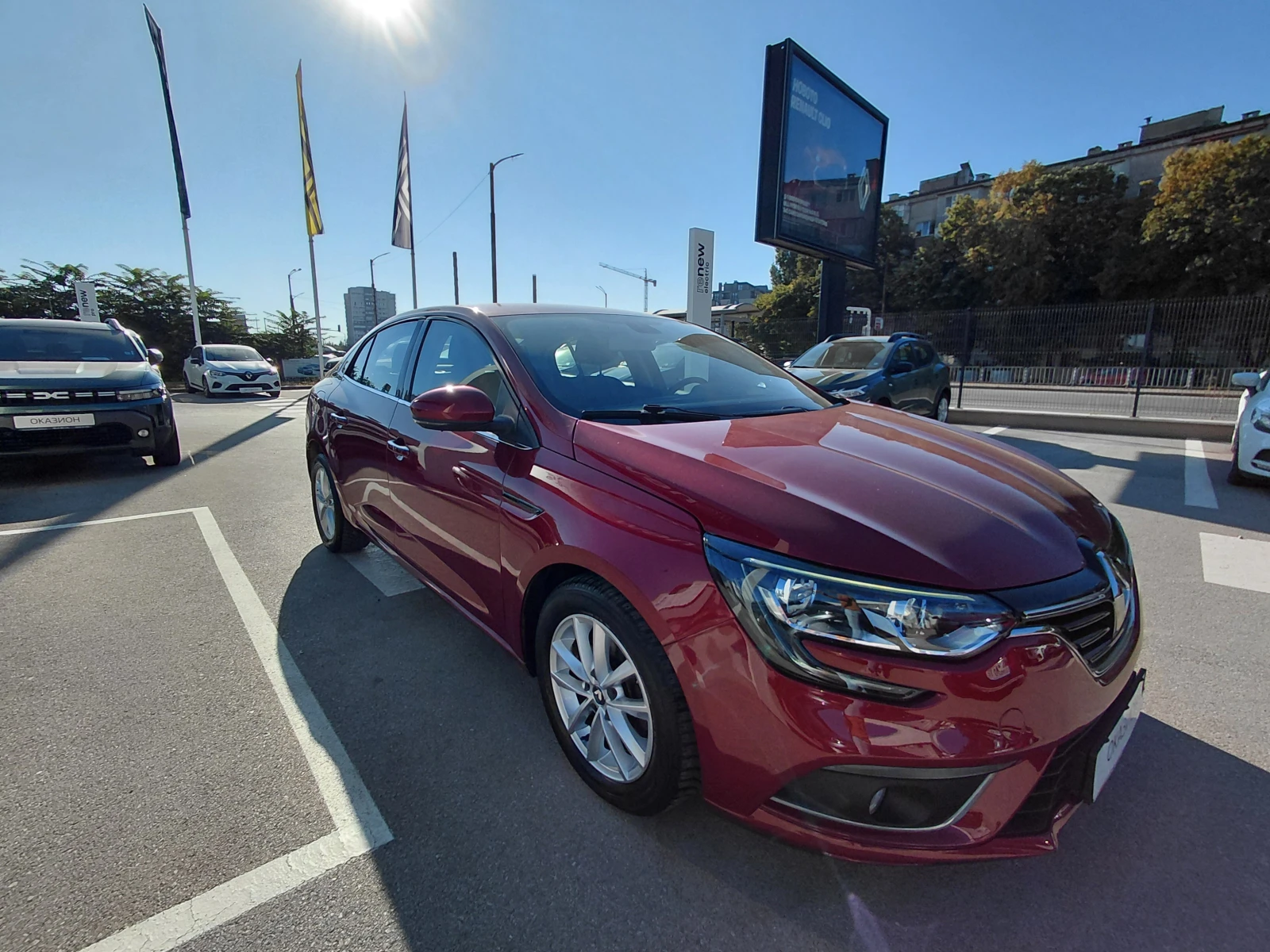Renault Megane 1.3TCe/140к.с/Life, снимка 3 - Автомобили и джипове - 55688770