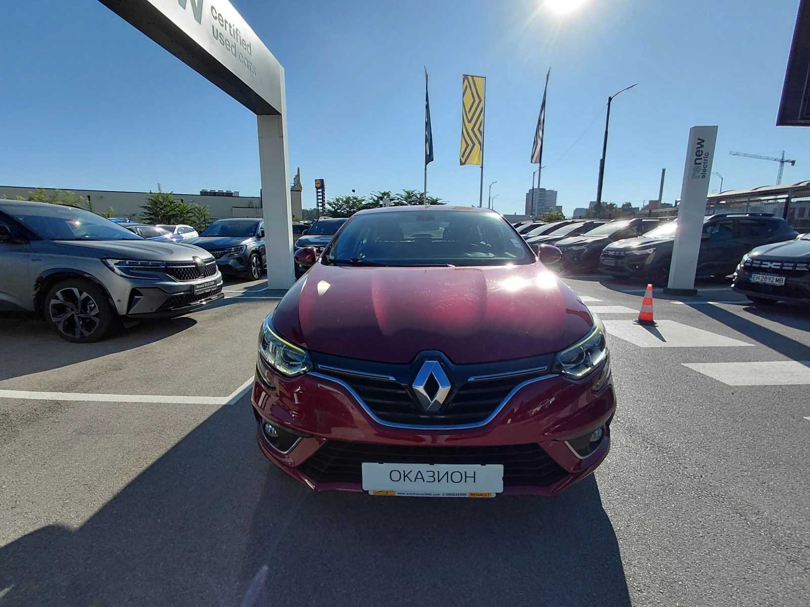 Renault Megane 1.3TCe/140к.с/Life, снимка 2 - Автомобили и джипове - 55688770