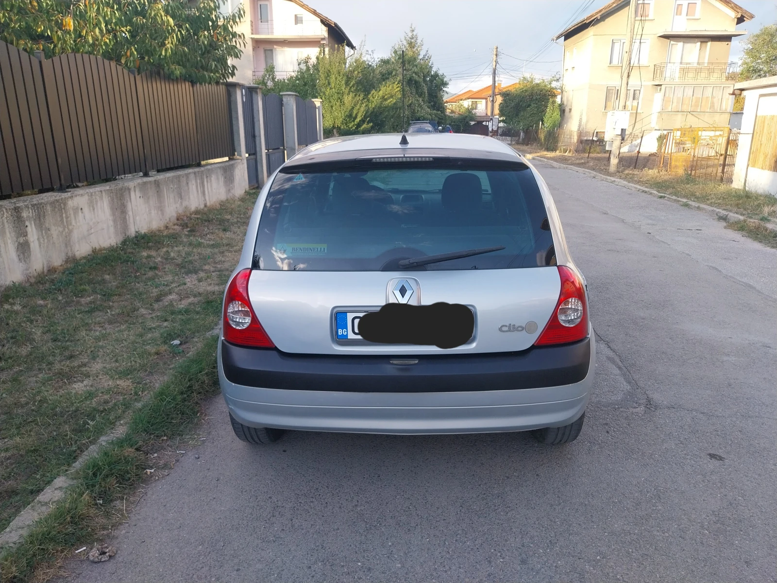 Renault Clio 1.2клима газ, снимка 6 - Автомобили и джипове - 56184811