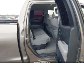 Toyota Tundra SR5 V8 | Mobile.bg    12