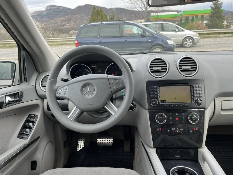 Mercedes-Benz ML 280 3.0CDI 190кс NAVI КСЕНОН КОЖА , снимка 12 - Автомобили и джипове - 44751601