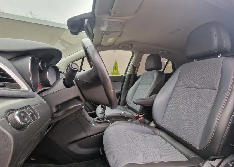 Opel Mokka 1.7 CDTI 4X4 COSMO, снимка 13 - Автомобили и джипове - 47825192