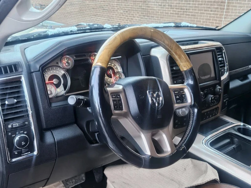 Dodge RAM 1500 LARAMIE LONGHORN* CREW CAB* 5.7* ОБДУХВАНЕ* КАМЕРА, снимка 7 - Автомобили и джипове - 52998459