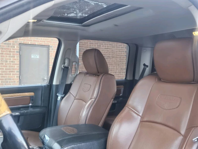 Dodge RAM 1500 LARAMIE LONGHORN* CREW CAB* 5.7* ОБДУХВАНЕ* КАМЕРА, снимка 8 - Автомобили и джипове - 52998459