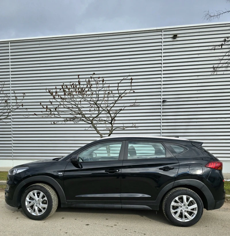 Hyundai Tucson 1.6CRDI 48V MILD-HYBRID , снимка 7 - Автомобили и джипове - 53470249