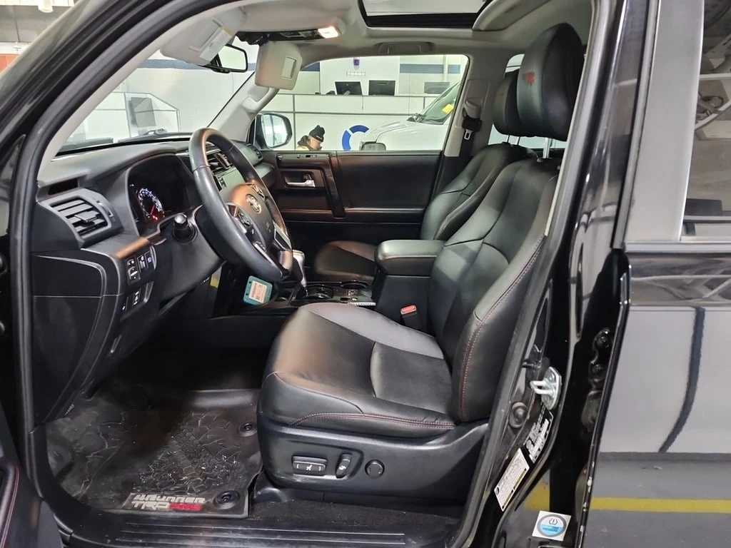 Toyota 4runner * TRD PRO * CARFAX * БЕЗ ПЪРВОНАЧАЛНА ВНОСКА - изображение 5