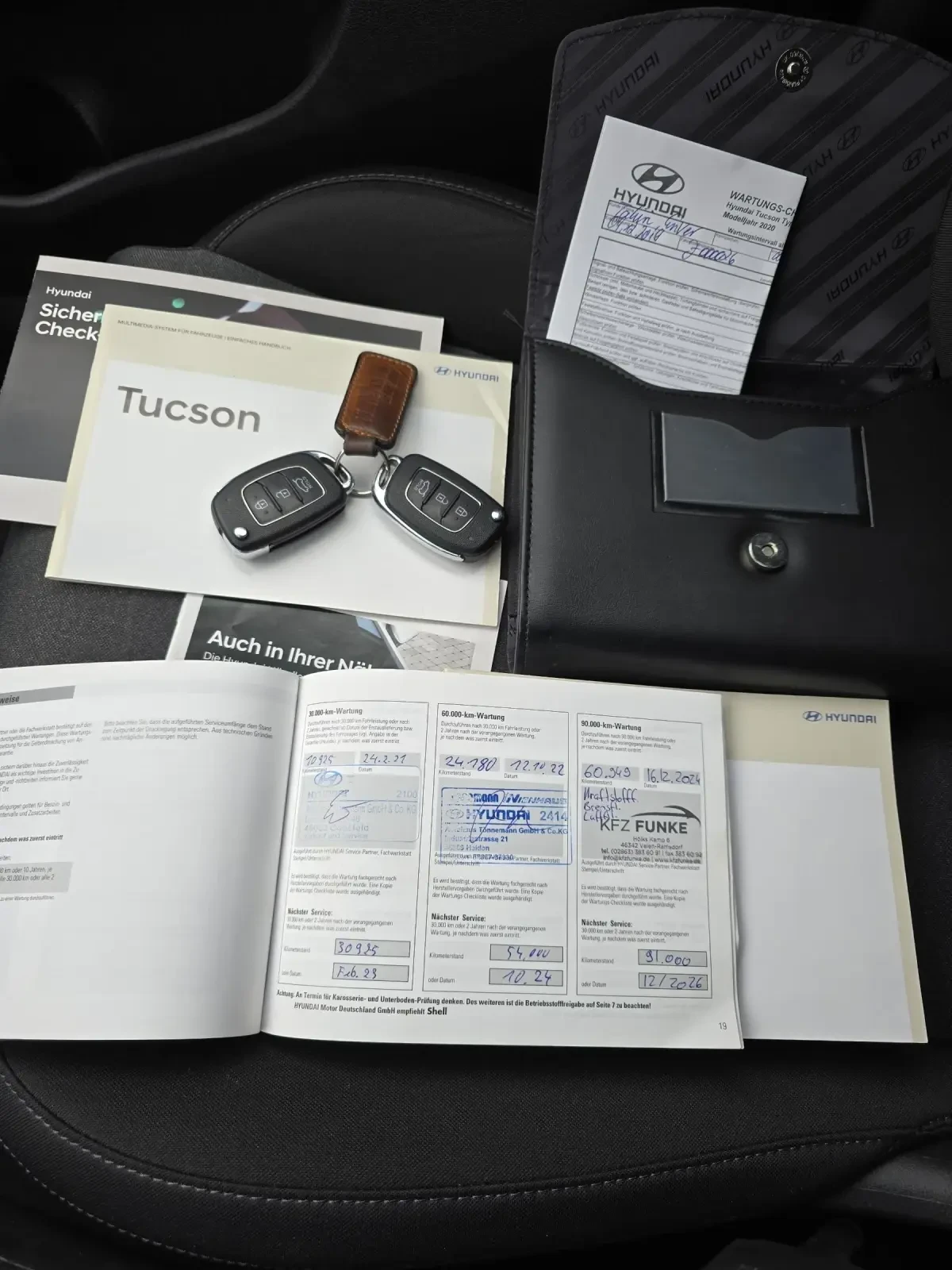 Hyundai Tucson 1.6CRDI MILD-HYBRID TUV, снимка 2 - Автомобили и джипове - 53569412