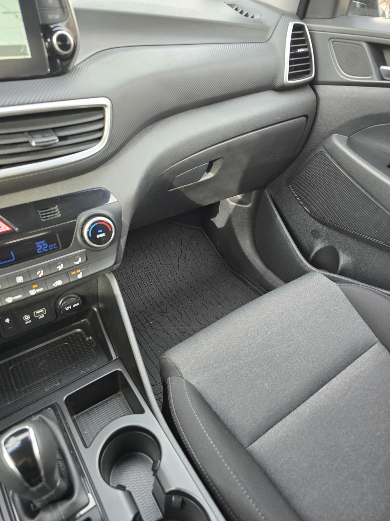 Hyundai Tucson 1.6CRDI 48V HYBRID TUV, снимка 13 - Автомобили и джипове - 53569412