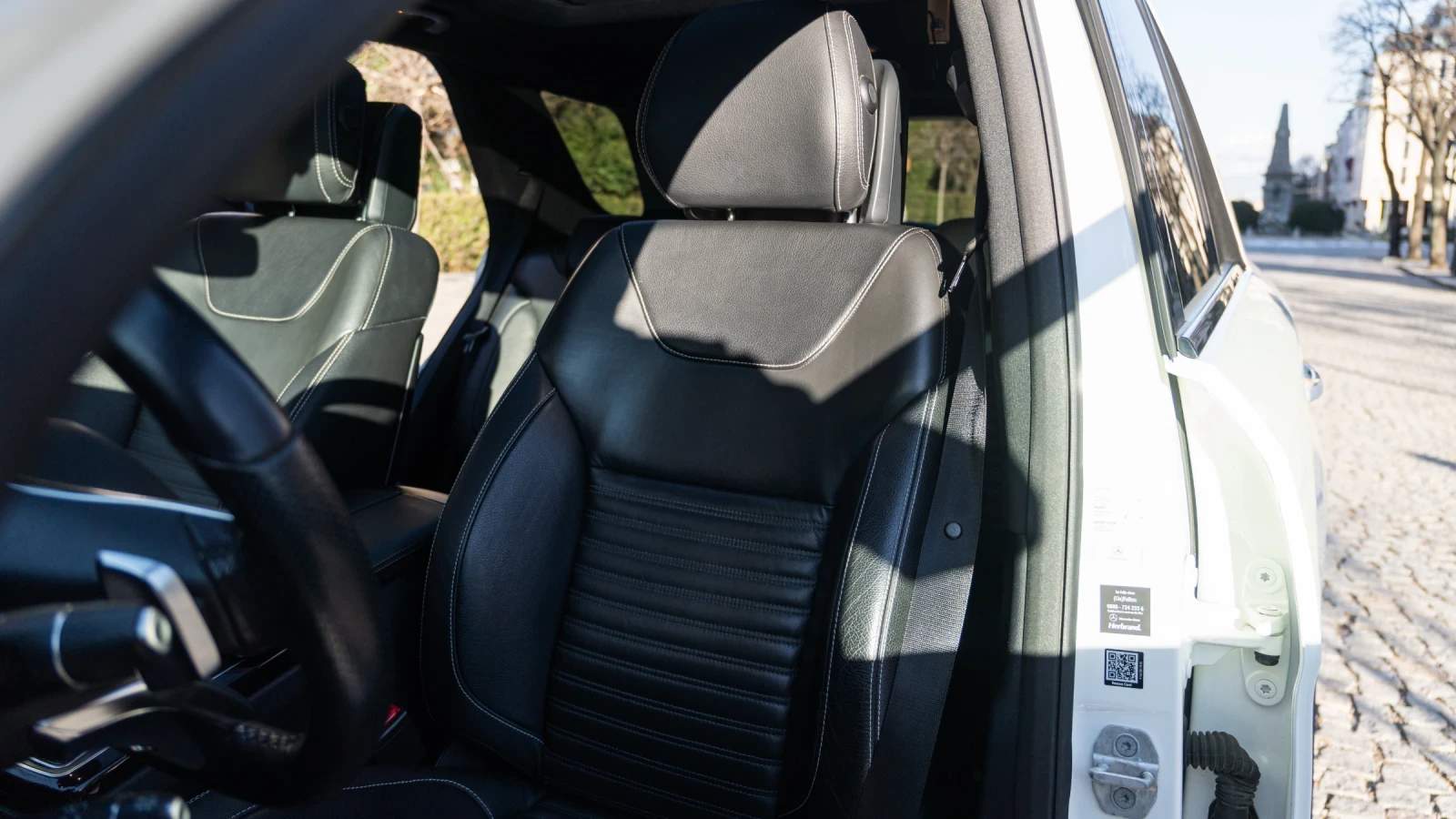 Mercedes-Benz GLE 350 4-MATIC, снимка 11 - Автомобили и джипове - 53772984