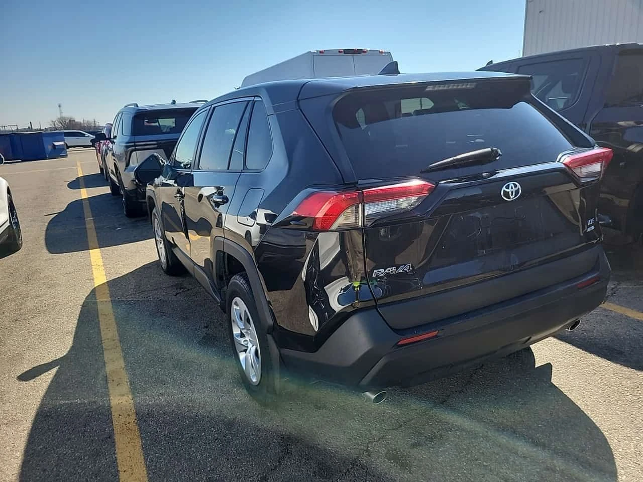 Toyota Rav4 AWD LE| ПОДГРЕВИ| LANE ASSIST| CARFAX| , снимка 6 - Автомобили и джипове - 54413667