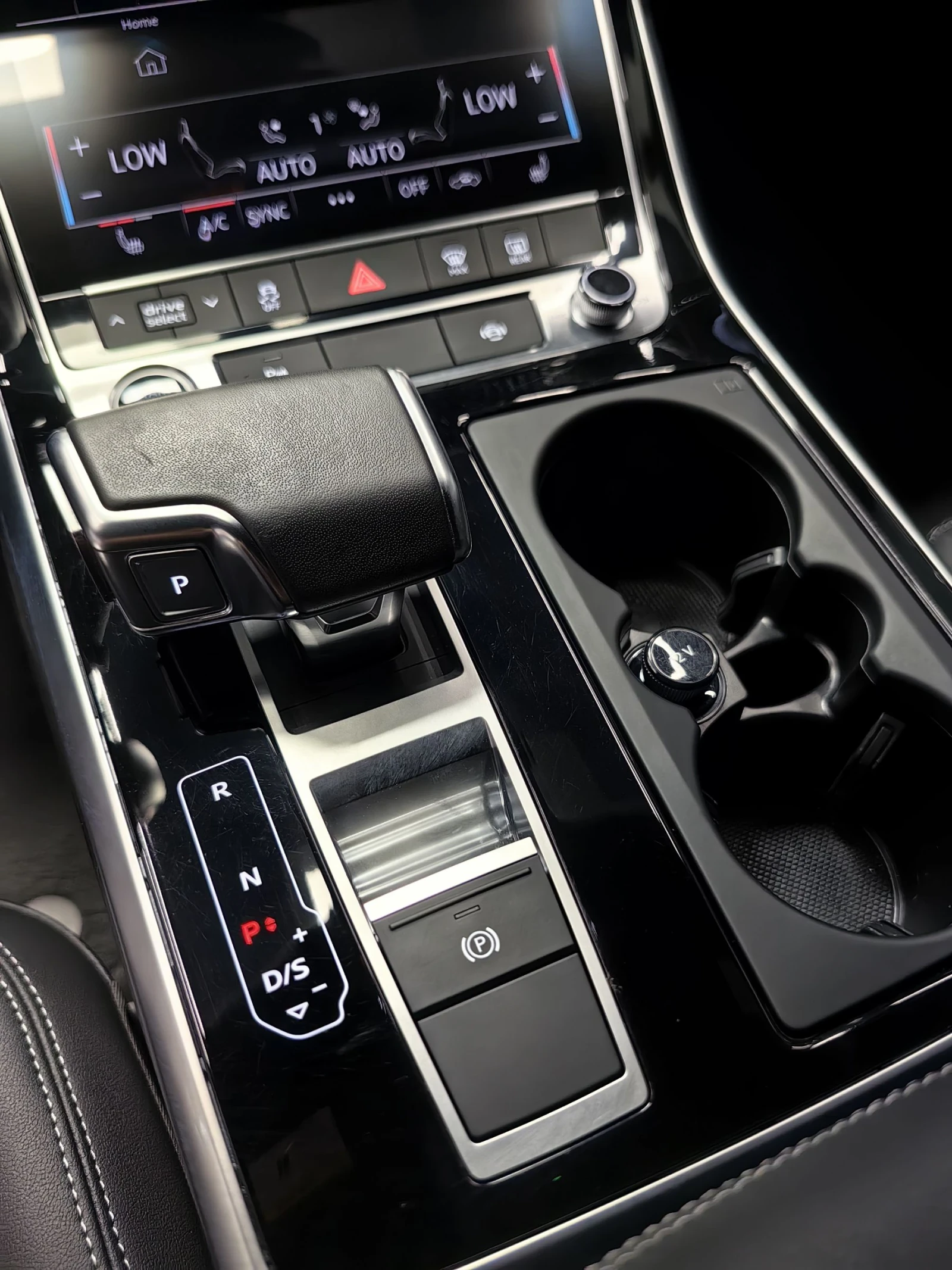 Audi Q8 TFSI* 16 000KM* ������* DIGI* 360* ��������* ���� | Mobile.bg � ����������� 9