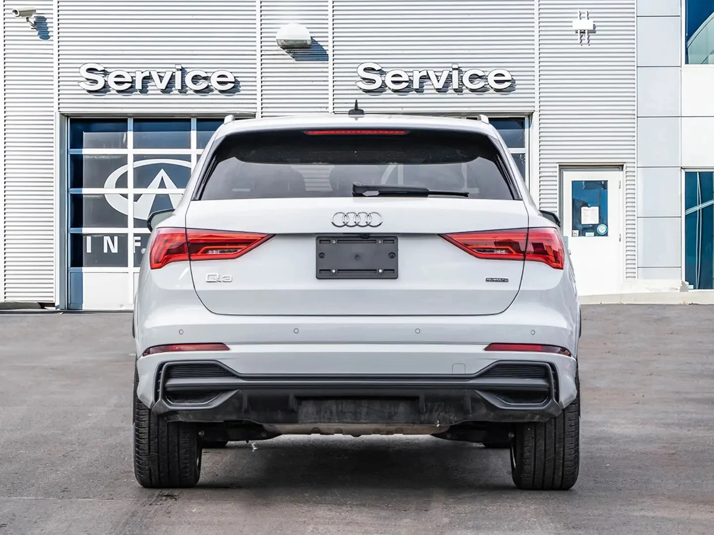 Audi Q3 Progressiv * AвтоКредит * (ЦЕНА ДО БГ), снимка 5 - Автомобили и джипове - 55184932