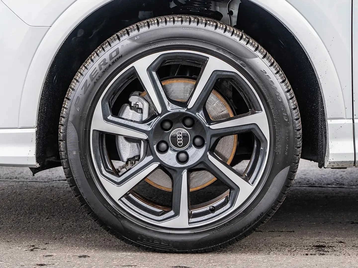 Audi Q3 Progressiv * AвтоКредит * (ЦЕНА ДО БГ), снимка 6 - Автомобили и джипове - 55184932