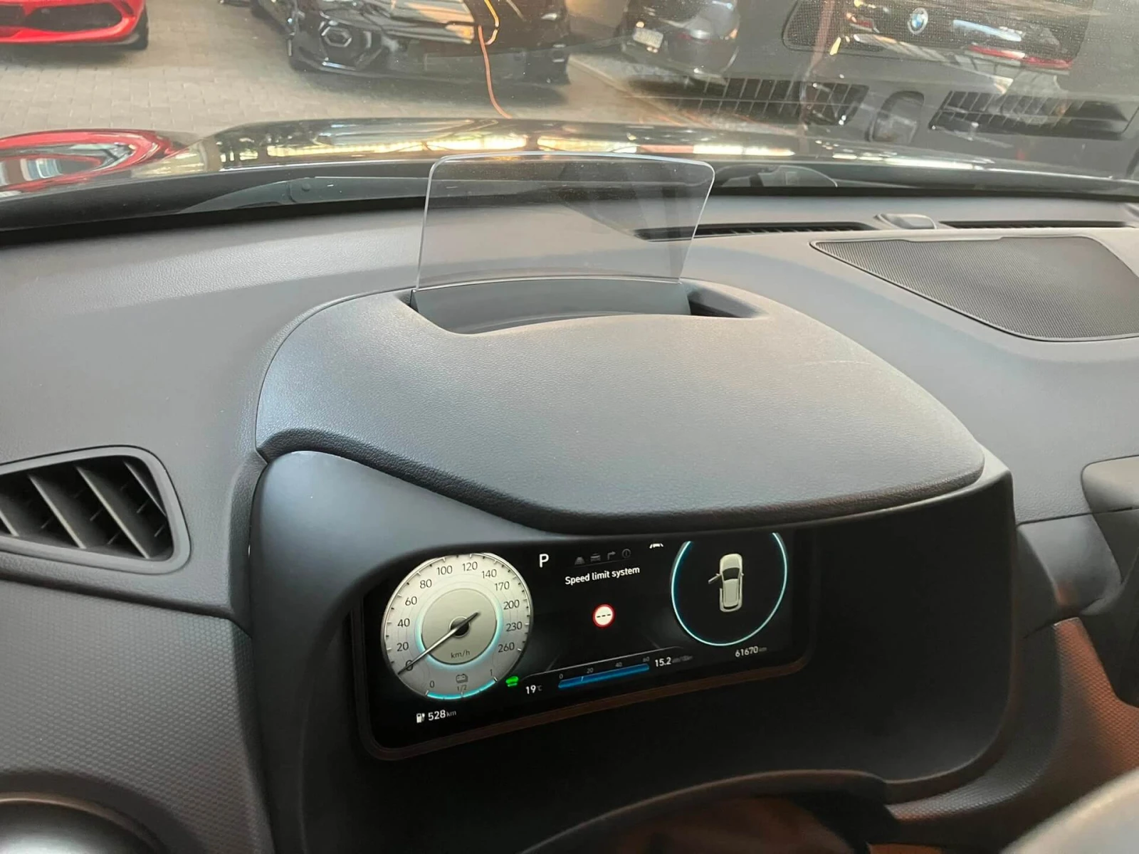 Hyundai Kona Long Range 67kWh/HuD/Krell Music/Подгрев/Камера, снимка 9 - Автомобили и джипове - 55459394