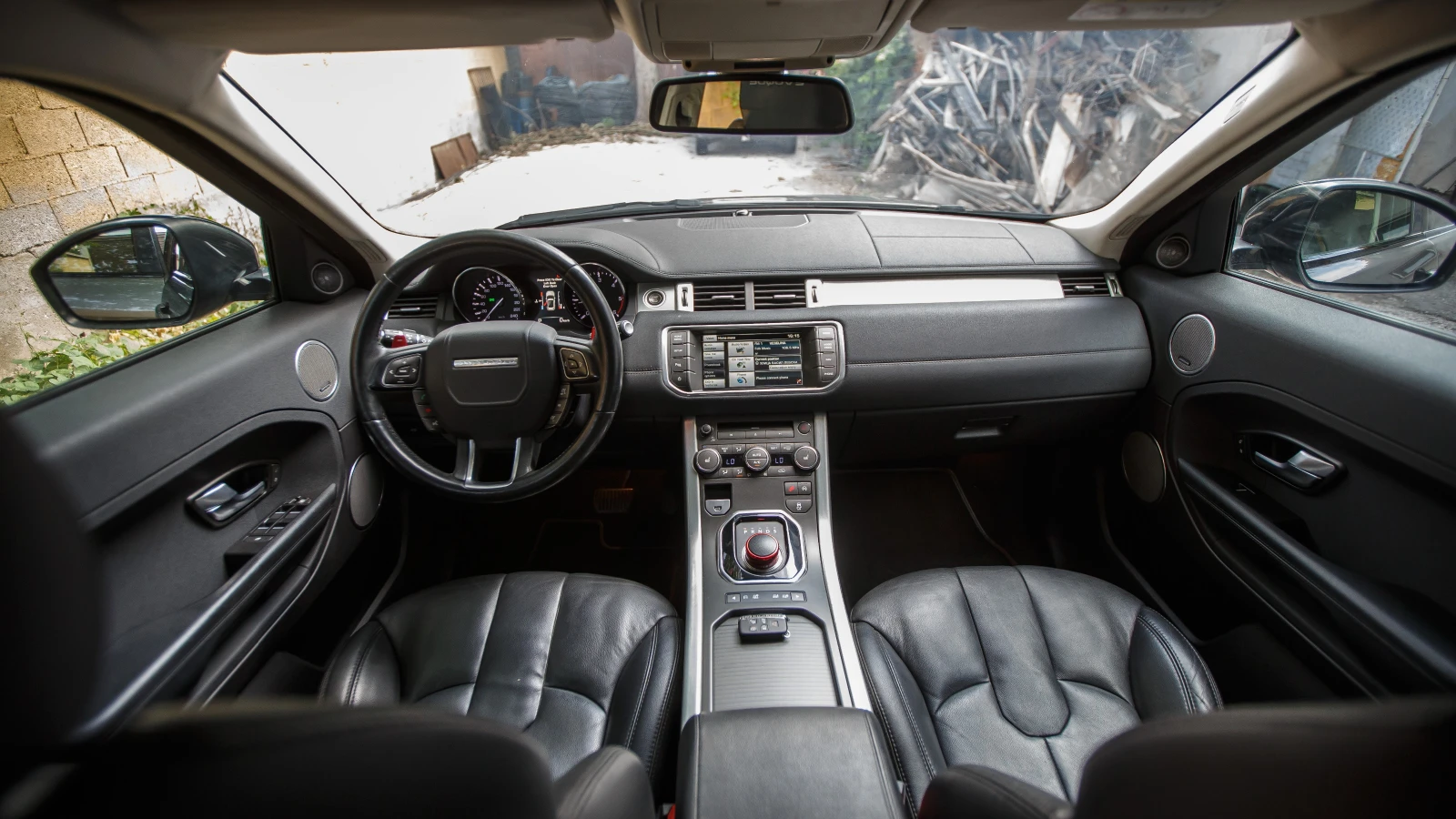 Land Rover Evoque 2.2td4 Black, снимка 9 - Автомобили и джипове - 55588669